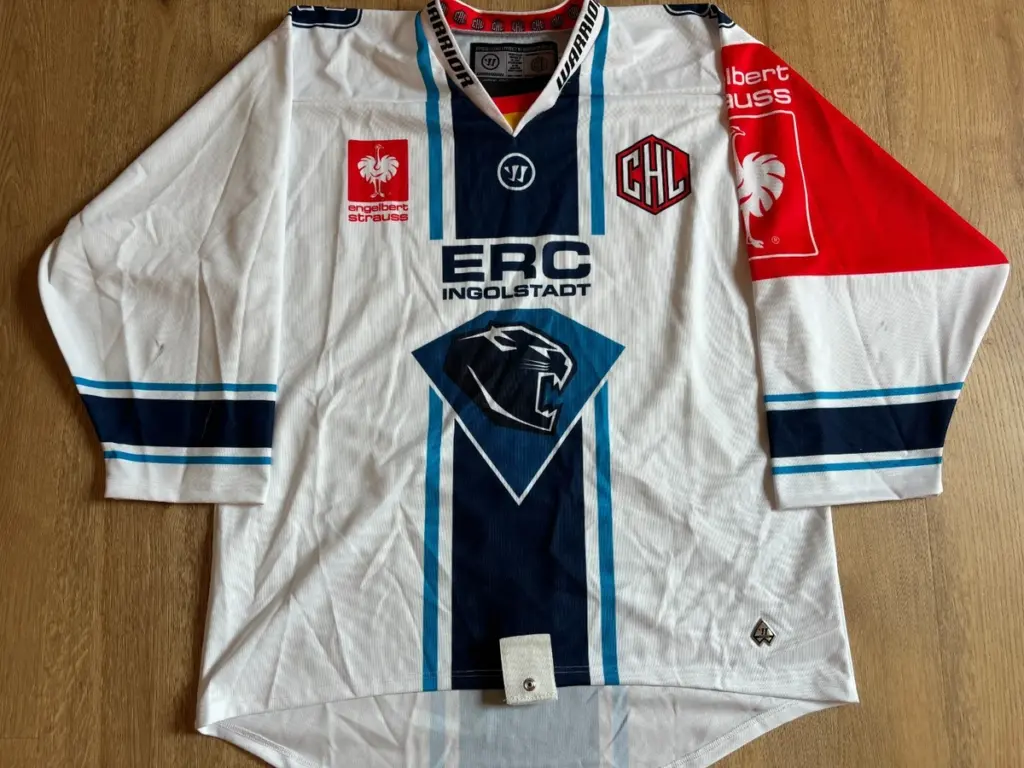 2016/2017 CHL Away