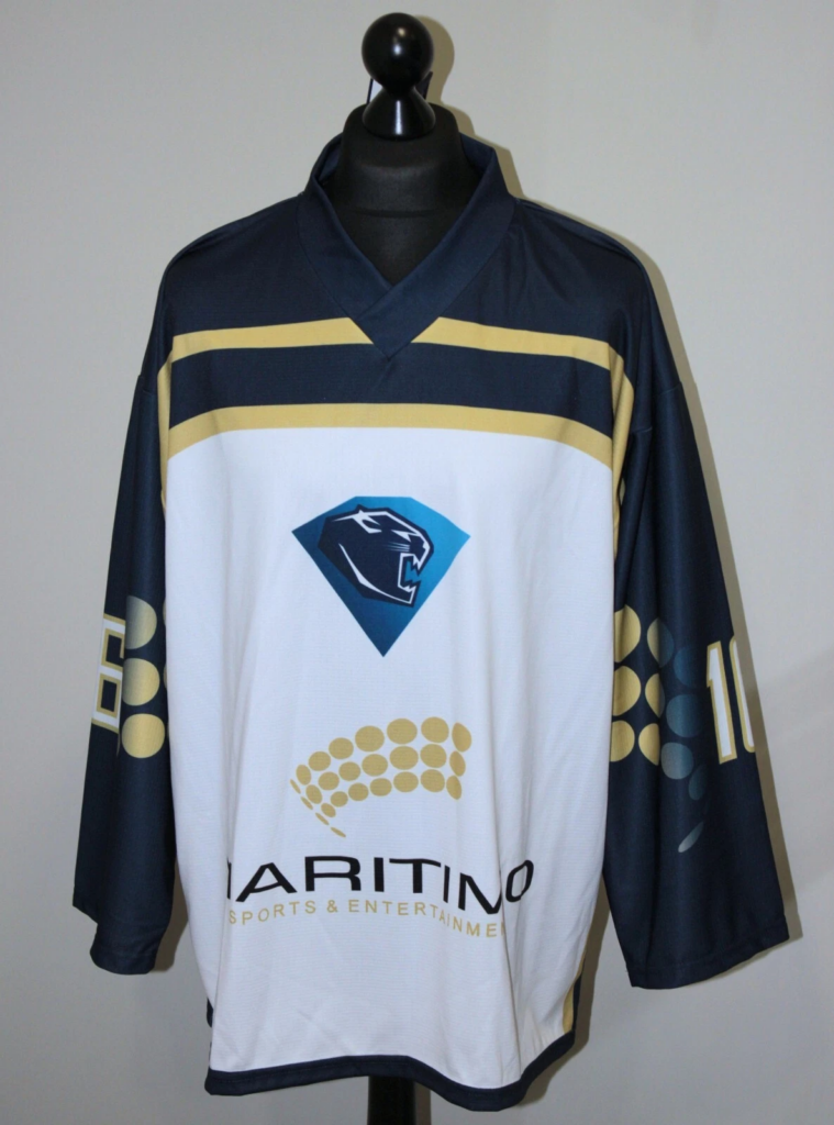 2016/2017 – Maritimo Jersey