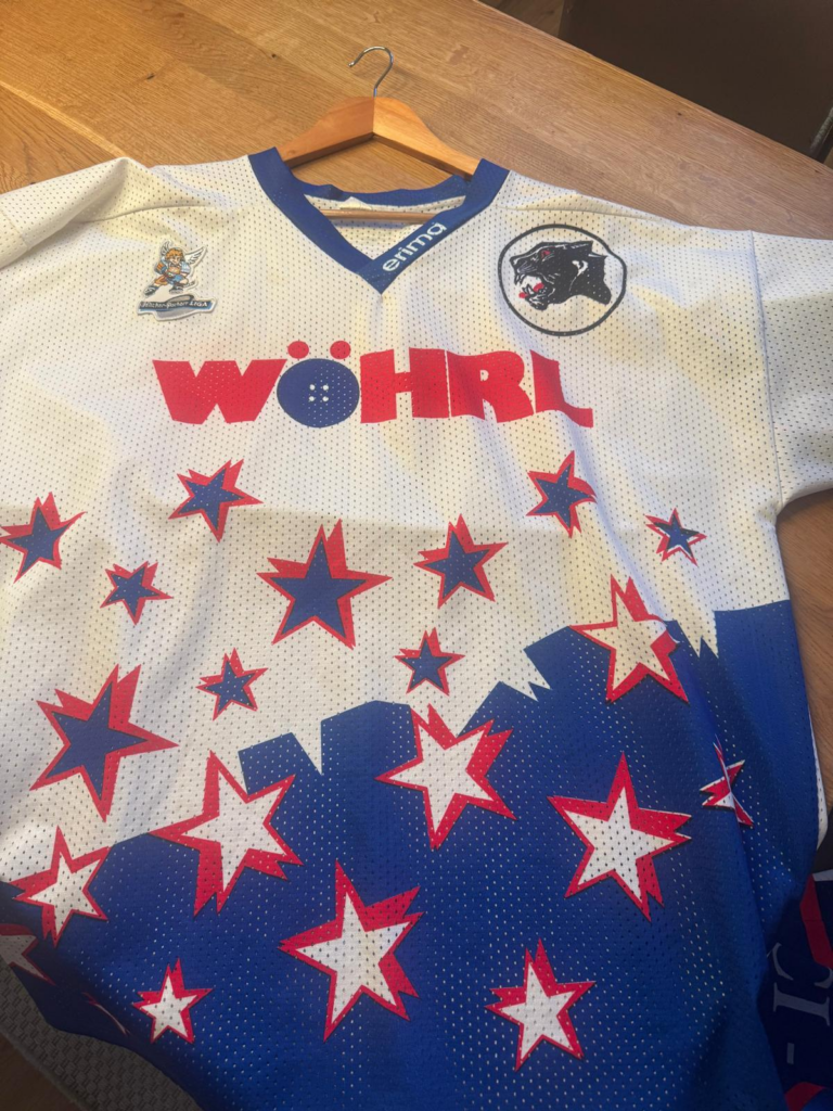 1994/1995 Home